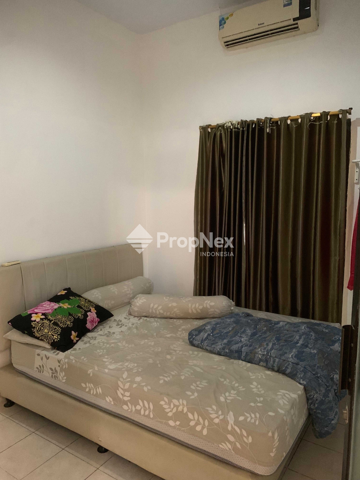 Super Blong, 3 LT, Rumah 160 m2 Cluster Ifolia, Harapan Indah, Bekasi — foto 5